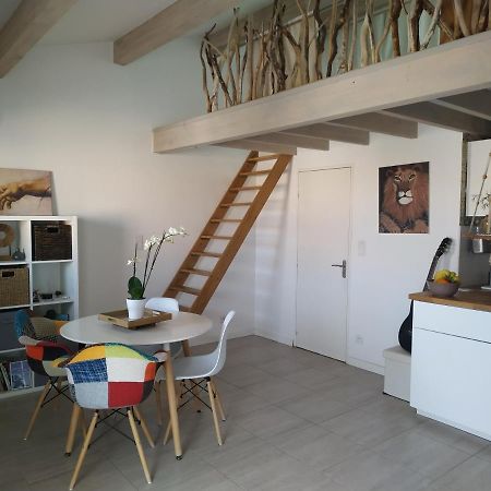 Azzura, Duplex Lumineux Acces Direct A La Plage Lägenhet Sainte-Maxime Exteriör bild